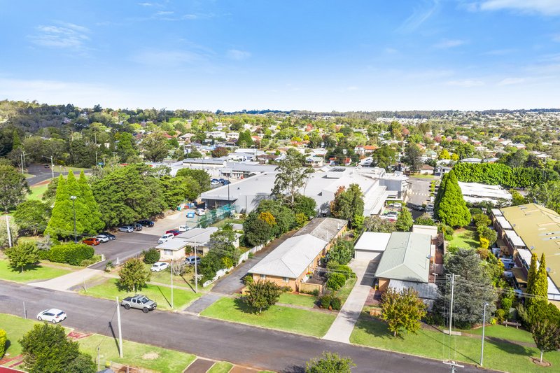 6 Ipswich Street, East Toowoomba QLD 4350