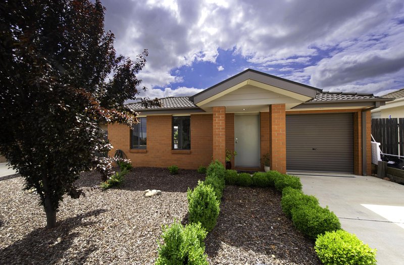 6 Isbister Street, Macgregor ACT 2615