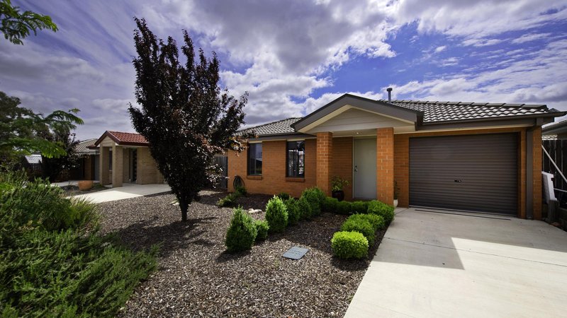 Photo - 6 Isbister Street, Macgregor ACT 2615 - Image 18