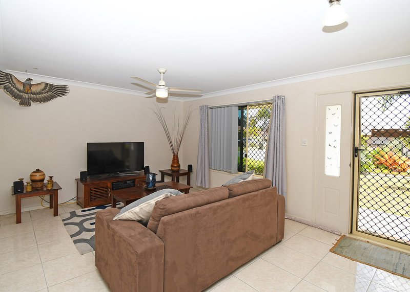 Photo - 6 Isis Court, Eli Waters QLD 4655 - Image 7