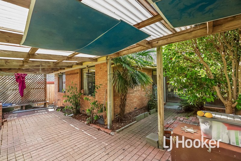 Photo - 6 Ivan Crescent, Hampton Park VIC 3976 - Image 11