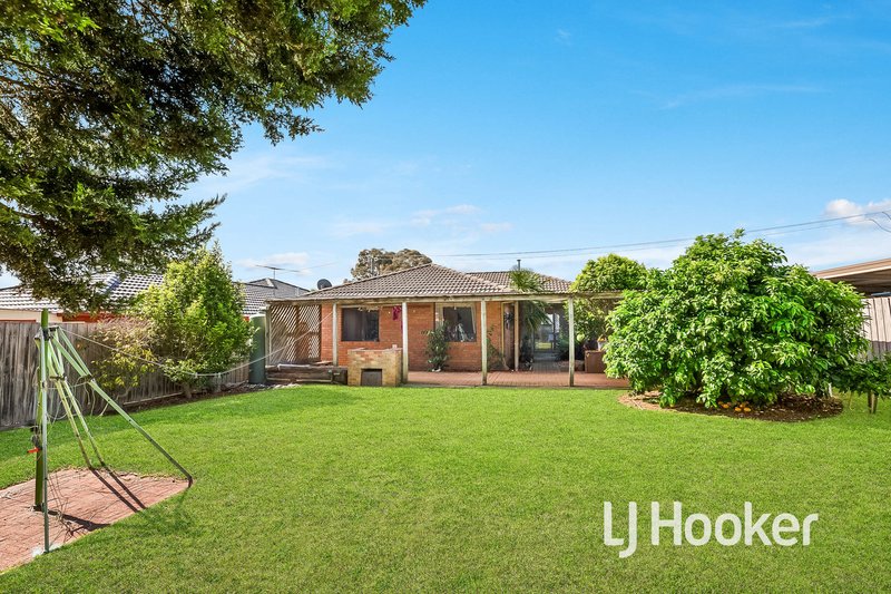 Photo - 6 Ivan Crescent, Hampton Park VIC 3976 - Image 12