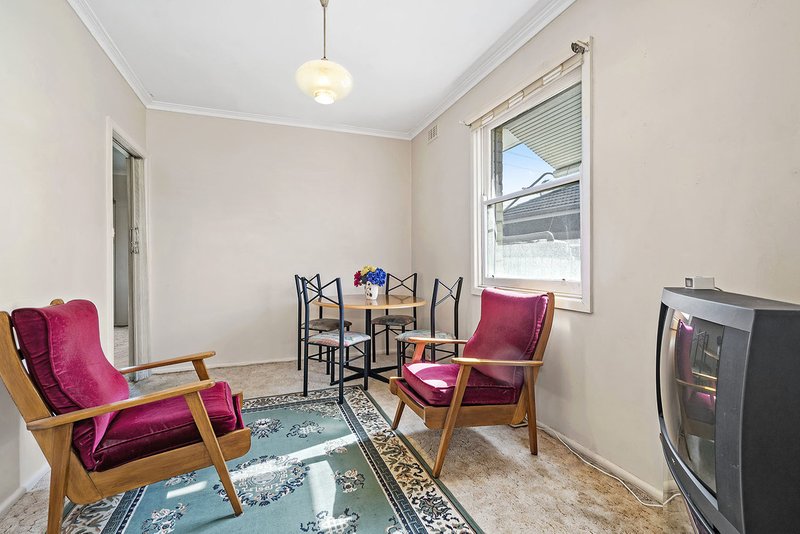 Photo - 6 Ivy Street, Cheltenham VIC 3192 - Image 3