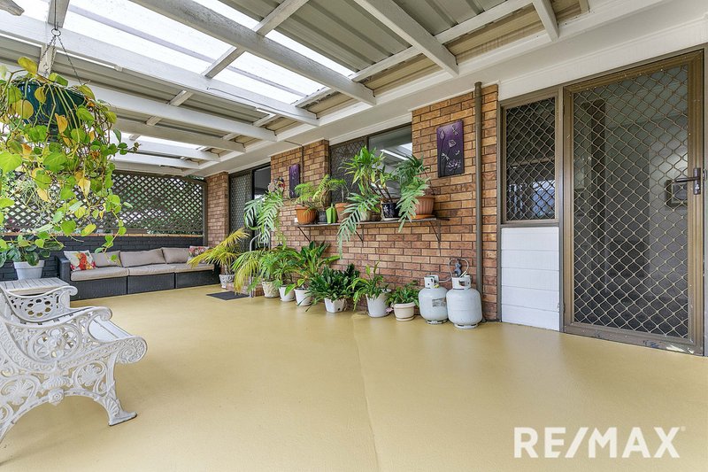 Photo - 6 Jacklin Close, Point Vernon QLD 4655 - Image 17