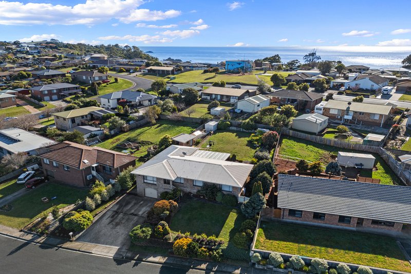 6 Jackson Avenue, West Ulverstone TAS 7315