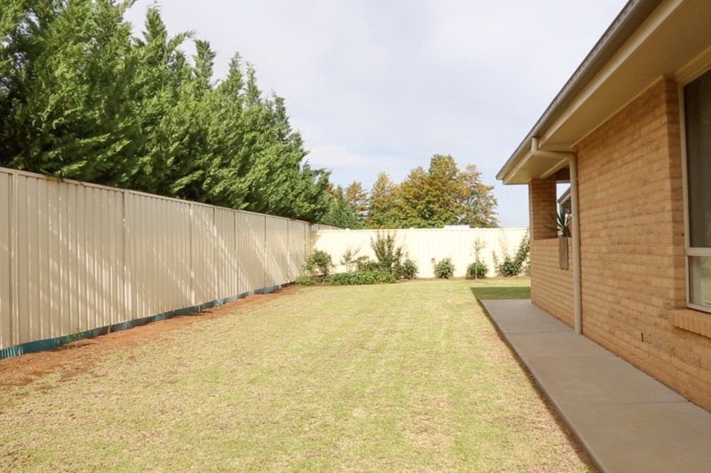 Photo - 6 Jackson Place, Yoogali NSW 2680 - Image 7