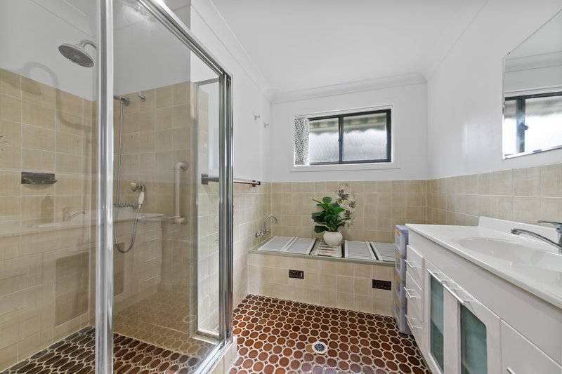 Photo - 6 Jacqueline Avenue, Gorokan NSW 2263 - Image 6