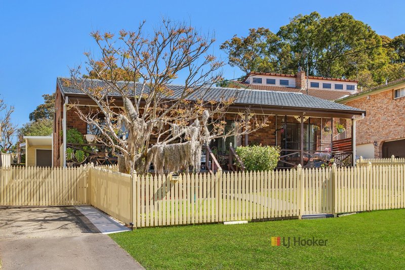 Photo - 6 Jacqueline Avenue, Gorokan NSW 2263 - Image 2