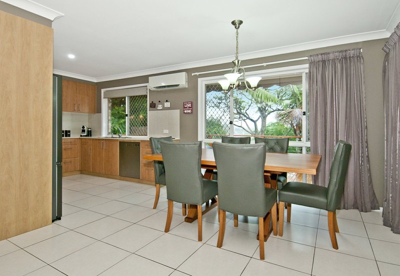 Photo - 6 Jager Place, Edens Landing QLD 4207 - Image 6