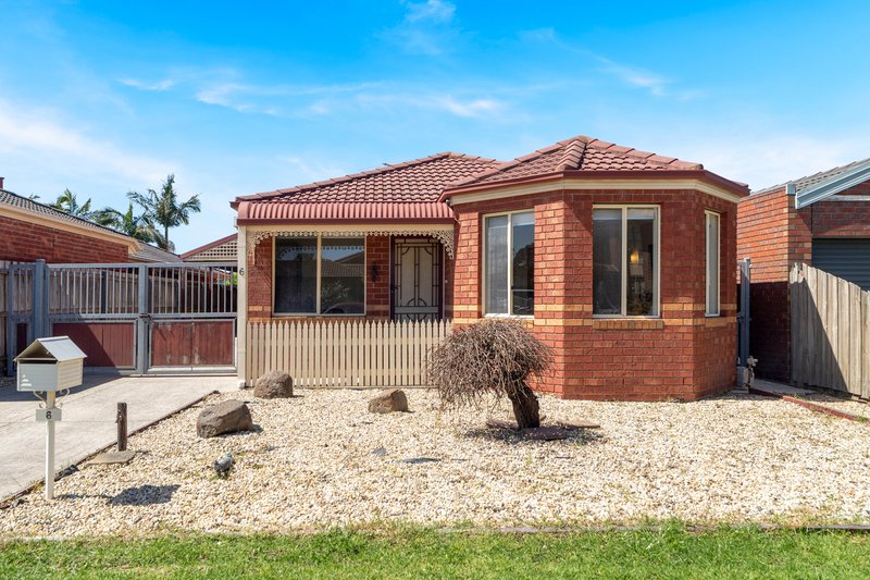 Photo - 6 Jamieson Close, Roxburgh Park VIC 3064 - Image 1