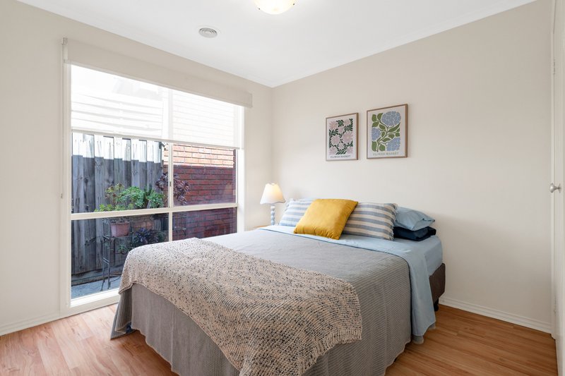 Photo - 6 Jamieson Close, Roxburgh Park VIC 3064 - Image 5