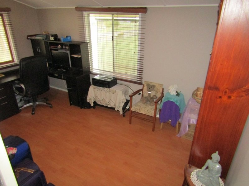 Photo - 6 Jane St , Beaudesert QLD 4285 - Image 11