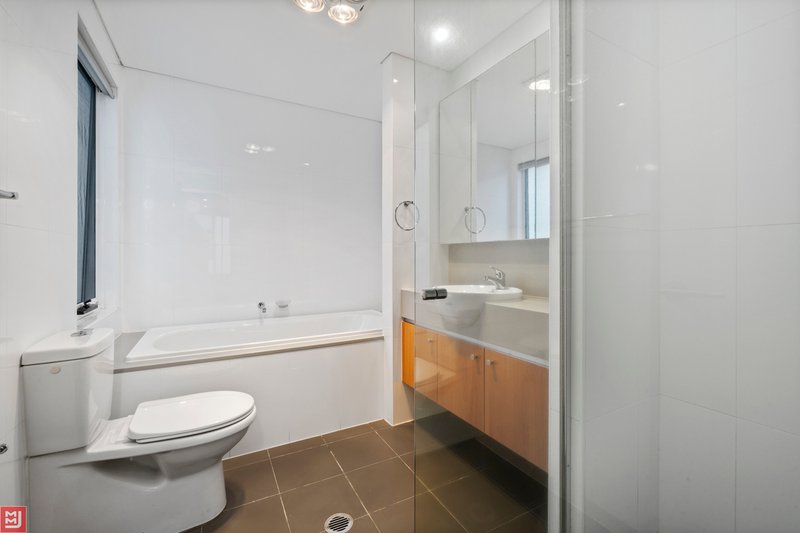 Photo - 6 Jardine Terrace, Bella Vista NSW 2153 - Image 9