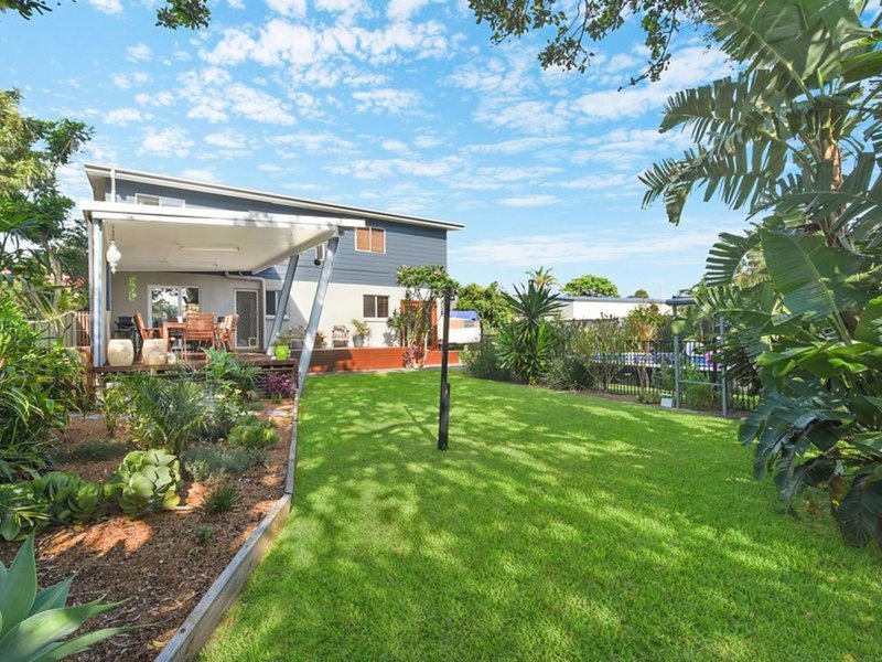 Photo - 6 Jasmine Close, Canton Beach NSW 2263 - Image 2