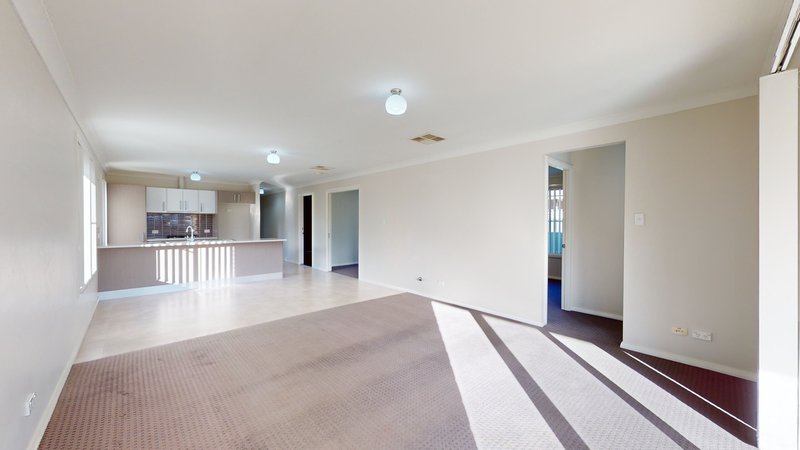 Photo - 6 Javea Close, Dubbo NSW 2830 - Image 3