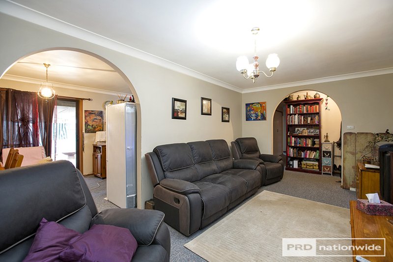 Photo - 6 Jemmy Place, Tamworth NSW 2340 - Image 2