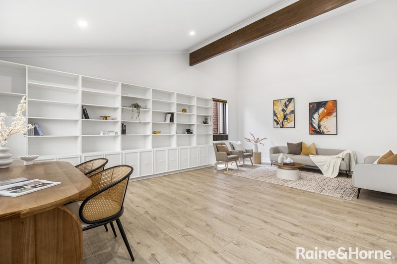 Photo - 6 Jennifer Avenue, Bellevue Heights SA 5050 - Image 1