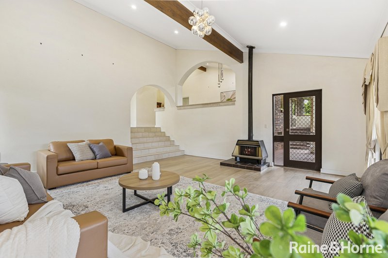 Photo - 6 Jennifer Avenue, Bellevue Heights SA 5050 - Image 3