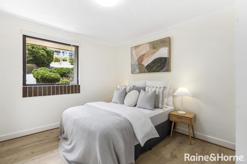 Photo - 6 Jennifer Avenue, Bellevue Heights SA 5050 - Image 12