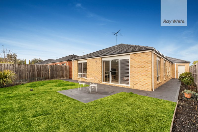 Photo - 6 Jezwing Avenue, South Morang VIC 3752 - Image 6