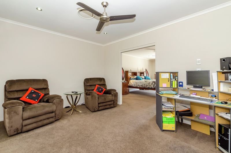 Photo - 6 Jillaroo Close, Benaraby QLD 4680 - Image 6