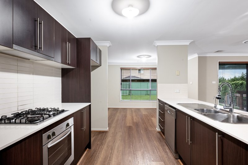 Photo - 6 Jindalee Place, Glenmore Park NSW 2745 - Image 4