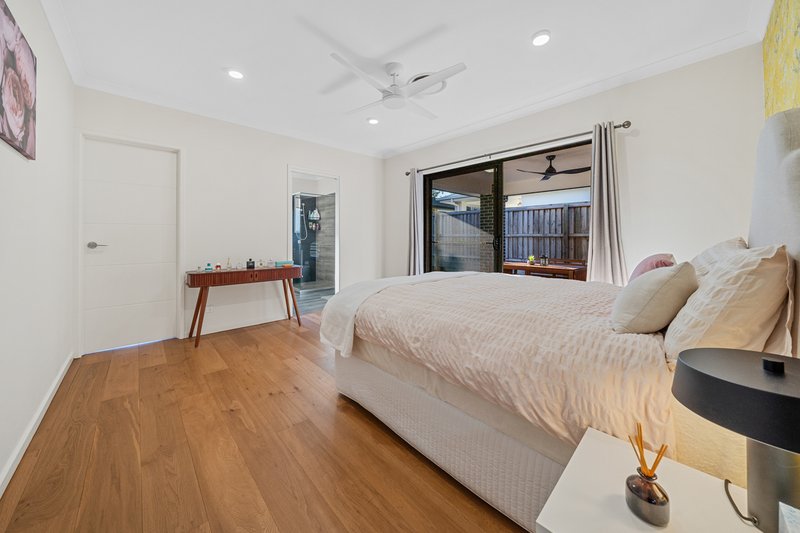 Photo - 6 Jonas Circuit, Holmview QLD 4207 - Image 8