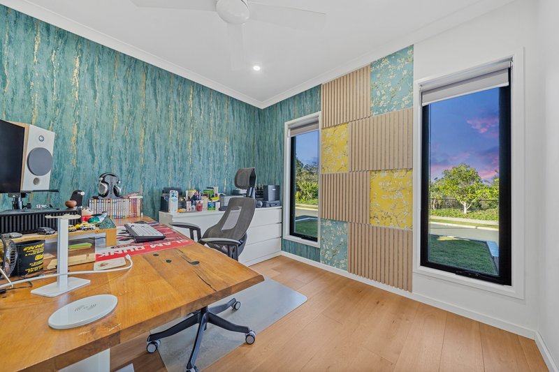 Photo - 6 Jonas Circuit, Holmview QLD 4207 - Image 11