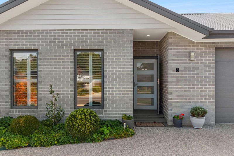 Photo - 6 Jones Court, Woodend VIC 3442 - Image 1