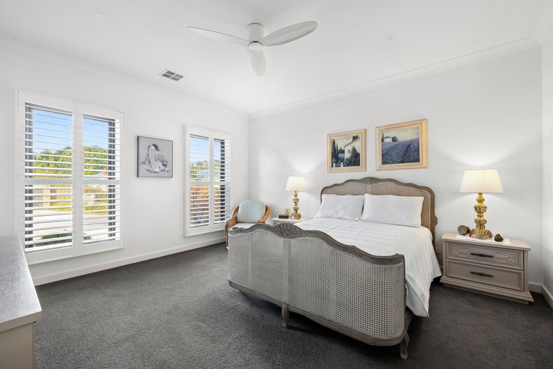 Photo - 6 Jones Court, Woodend VIC 3442 - Image 7