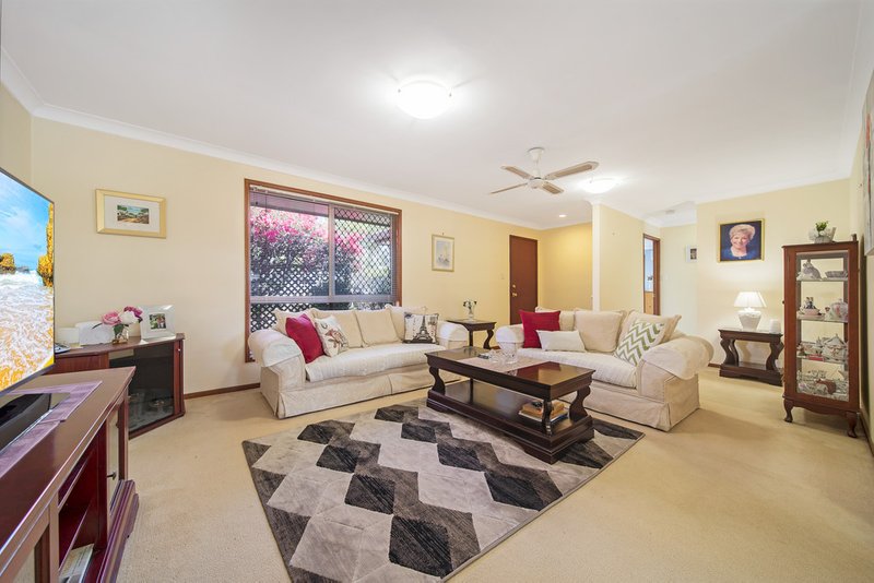 Photo - 6 Jonquil Street, Daisy Hill QLD 4127 - Image 3