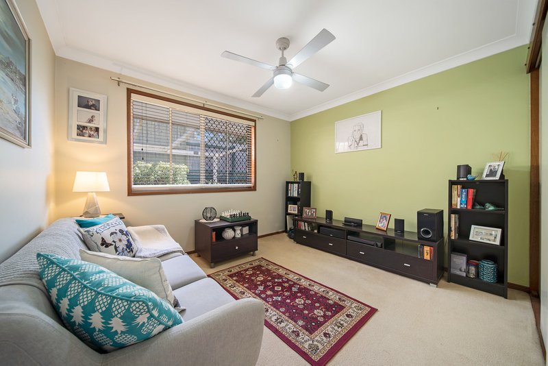 Photo - 6 Jonquil Street, Daisy Hill QLD 4127 - Image 4