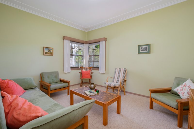 Photo - 6 Joslin Street, Kotara NSW 2289 - Image 11