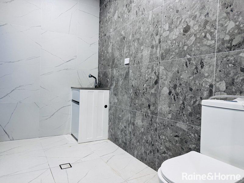 Photo - 6 Kable Road, Bradbury NSW 2560 - Image 9