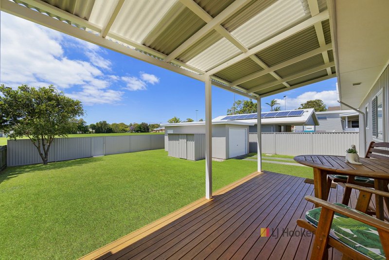 Photo - 6 Kalani Street, Budgewoi NSW 2262 - Image 2