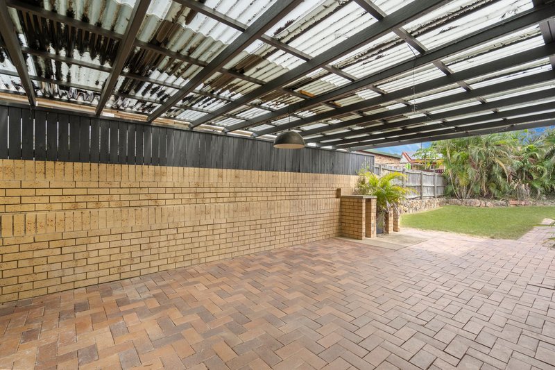 Photo - 6 Kalbarri Street, Riverhills QLD 4074 - Image 13