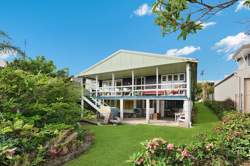 Photo - 6 Kate Street, Alexandra Headland QLD 4572 - Image 2