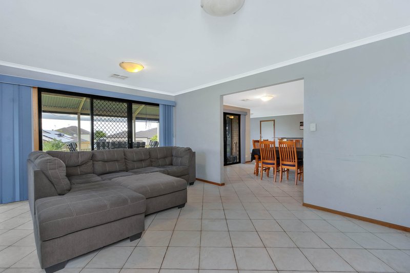 Photo - 6 Katherine Crescent, Craigmore SA 5114 - Image 13