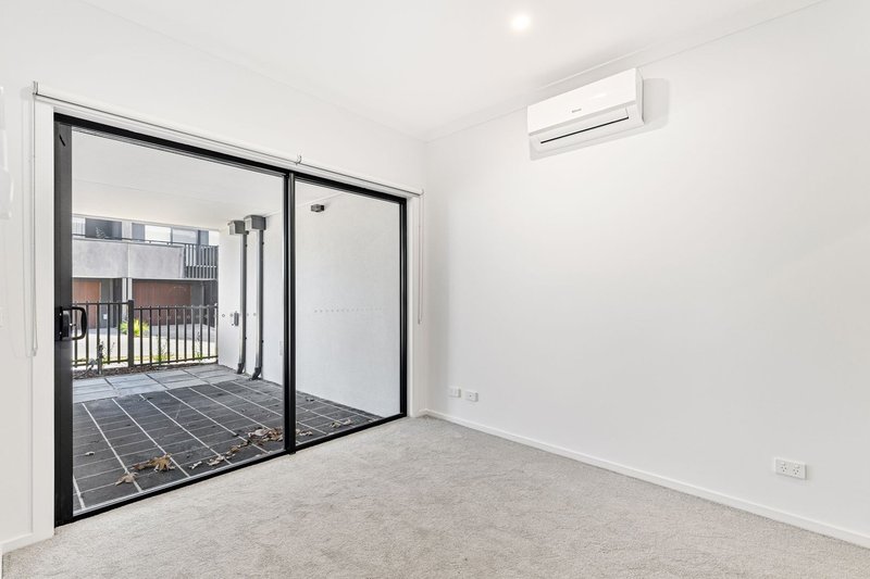 Photo - 6 Kavanagh Crescent, Keilor Downs VIC 3038 - Image 4