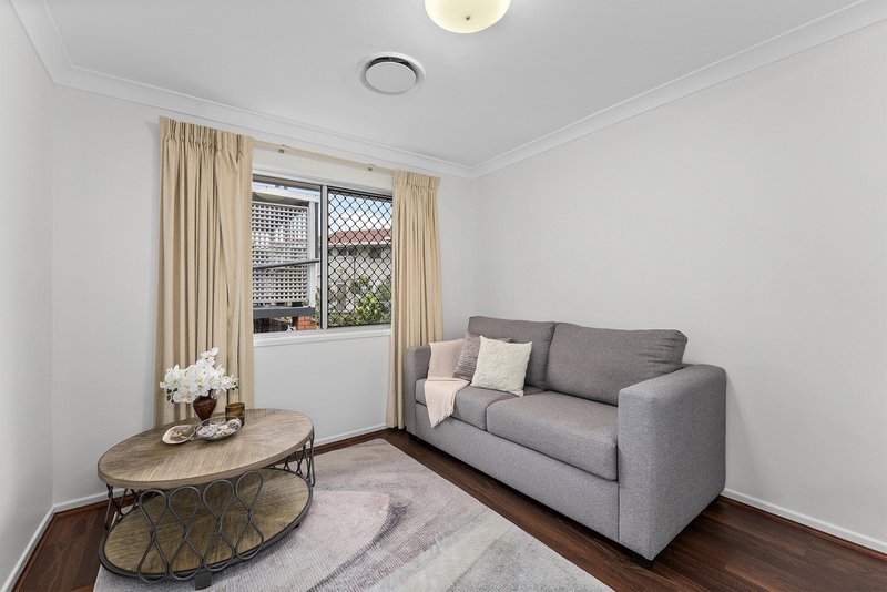 Photo - 6 Kavanagh Road, Wishart QLD 4122 - Image 12