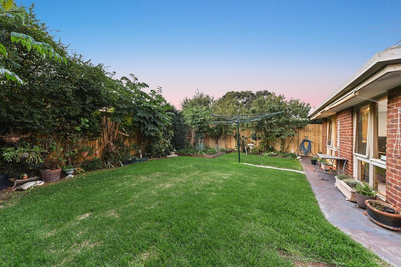 Photo - 6 Keaton Way, Aspendale Gardens VIC 3195 - Image 14