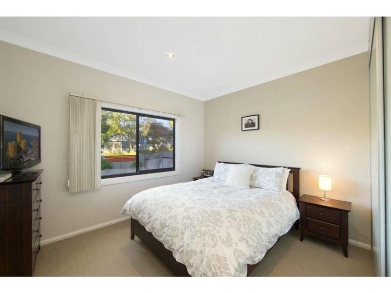 Photo - 6 Keirle Street, North Manly NSW 2100 - Image 5