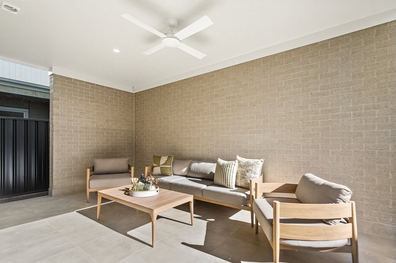 Photo - 6 Kelp Lane, Shell Cove NSW 2529 - Image 7