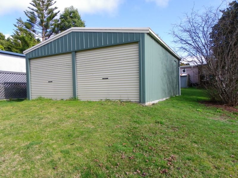 Photo - 6 Kenelm Avenue, Sisters Beach TAS 7321 - Image 4