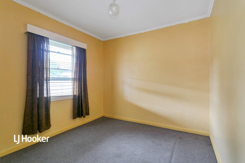 Photo - 6 Kenner Street, Elizabeth Downs SA 5113 - Image 7