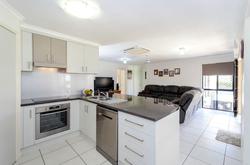 Photo - 6 Kenneth Court, New Auckland QLD 4680 - Image 3