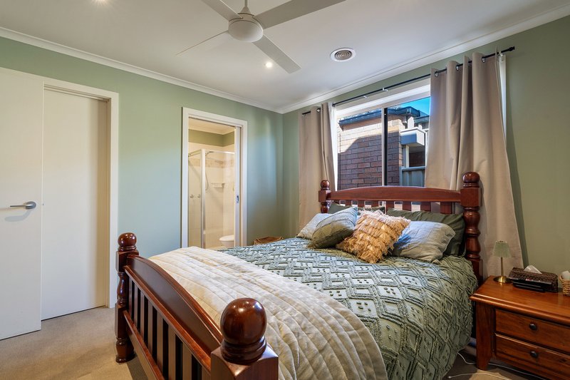 Photo - 6 Kerr Court, Whittlesea VIC 3757 - Image 6