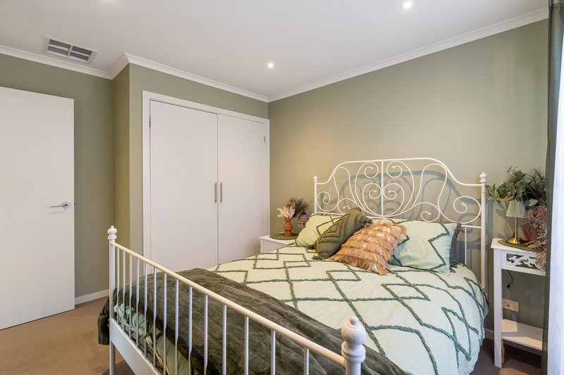 Photo - 6 Kerr Court, Whittlesea VIC 3757 - Image 8