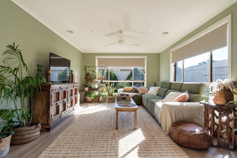 Photo - 6 Kerr Court, Whittlesea VIC 3757 - Image 12