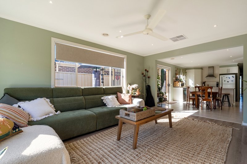 Photo - 6 Kerr Court, Whittlesea VIC 3757 - Image 14